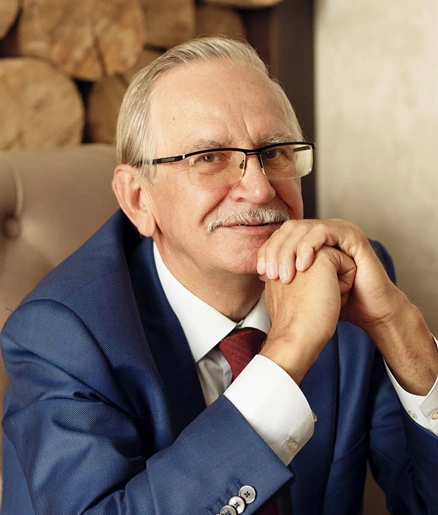 Соловьев