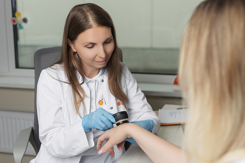 Почему важно проверять родинки у ребенка?