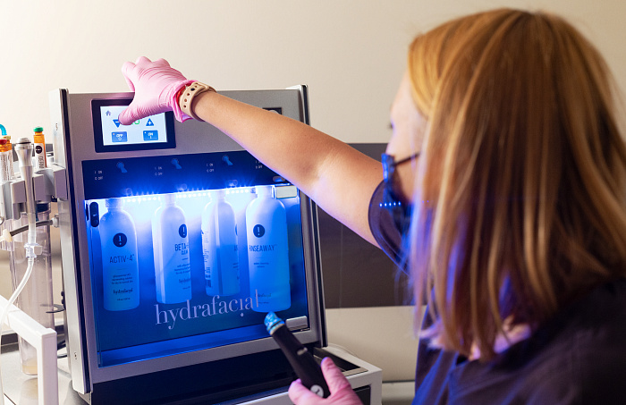 Реабилитация после очищения кожи Hydrafacial