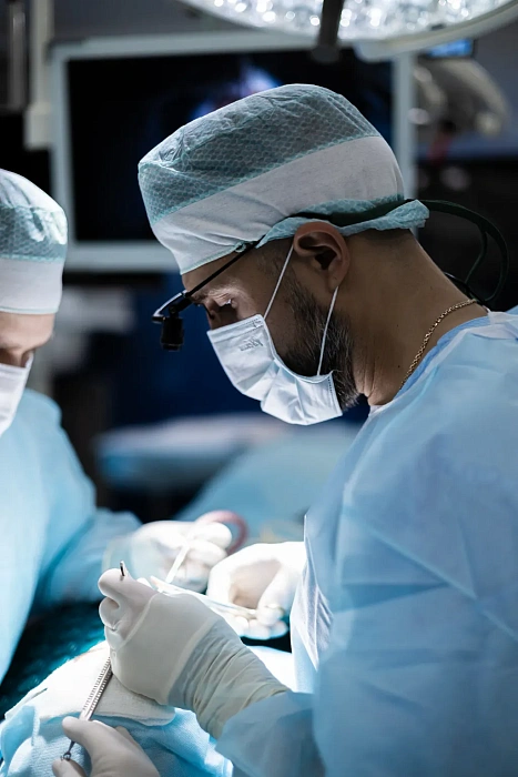 Upper blepharoplasty surgery