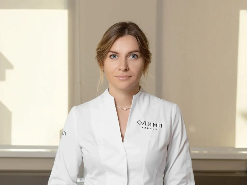 У Алины Александровны стаж работы с 2016 года